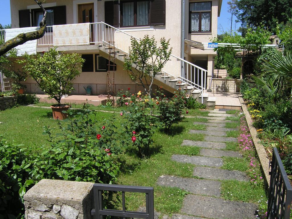 Apartments Ines Krk Town Dış mekan fotoğraf