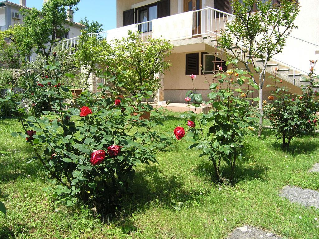Apartments Ines Krk Town Dış mekan fotoğraf