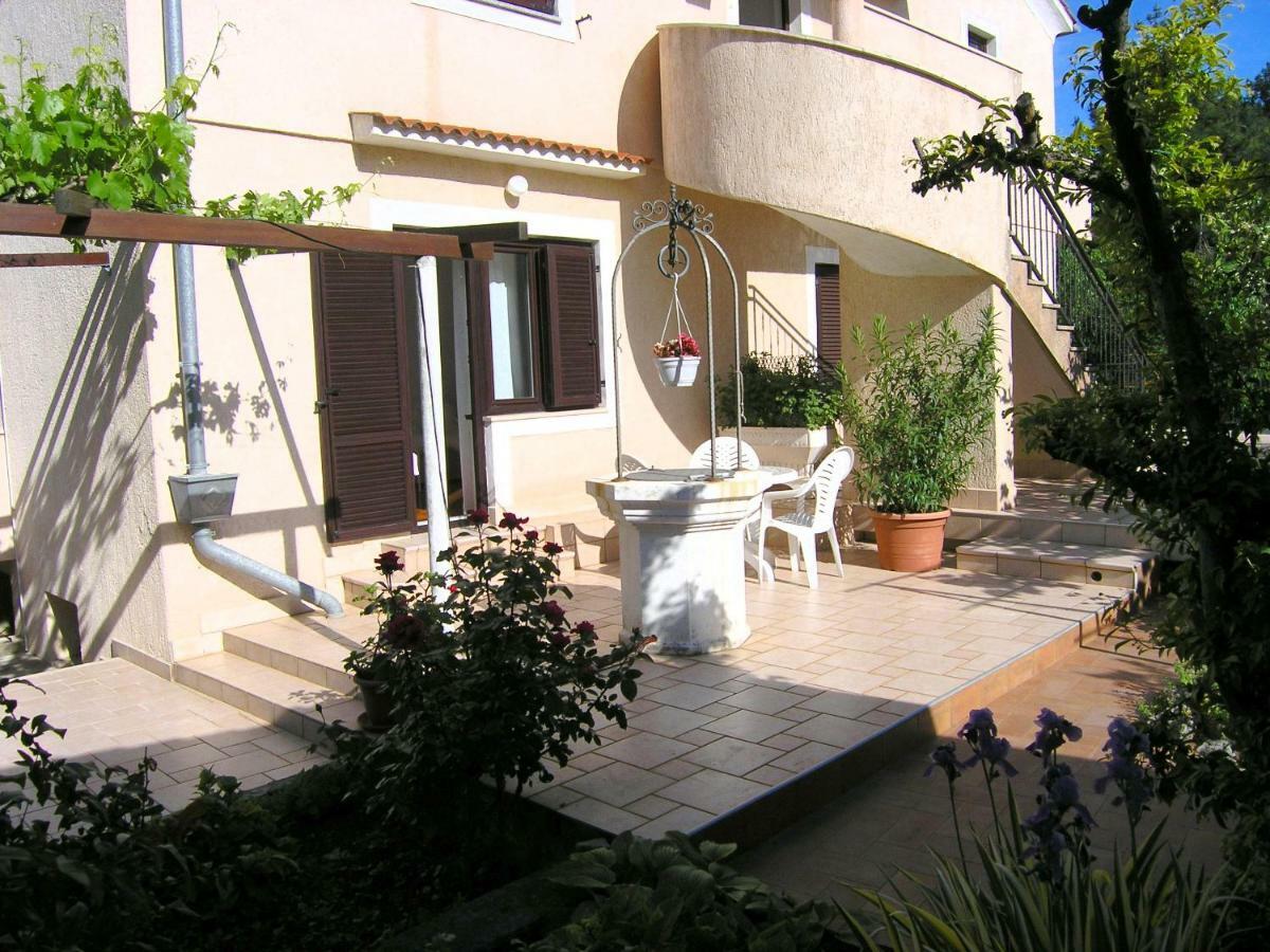 Apartments Ines Krk Town Dış mekan fotoğraf